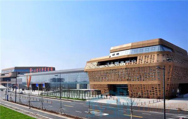 罗仕拿 无锡江阴汽车客运站